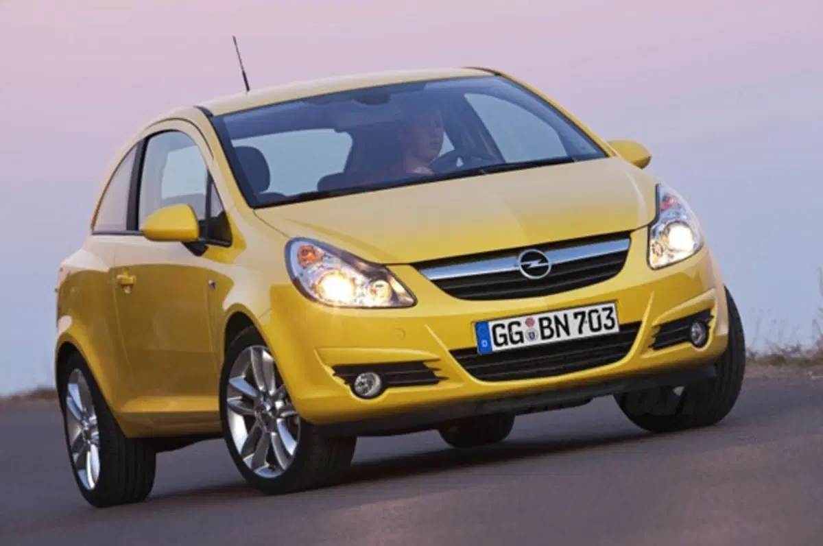 Opel Corsa m.y. 2010 (5)