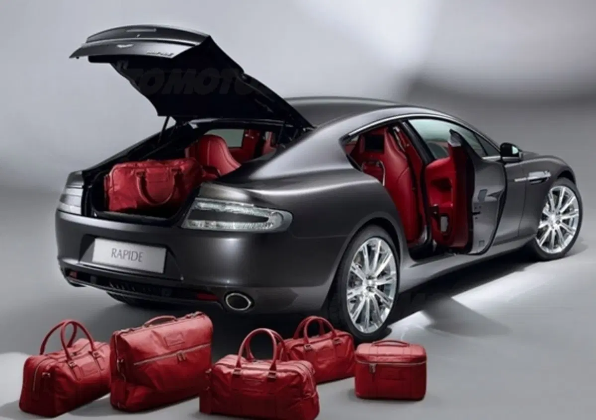 Aston Martin Rapide Luxe