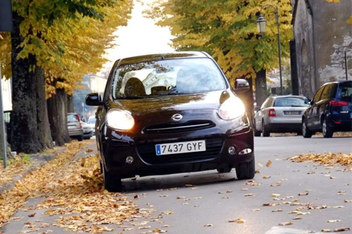 Nissan Micra 1.2 CVT (2)