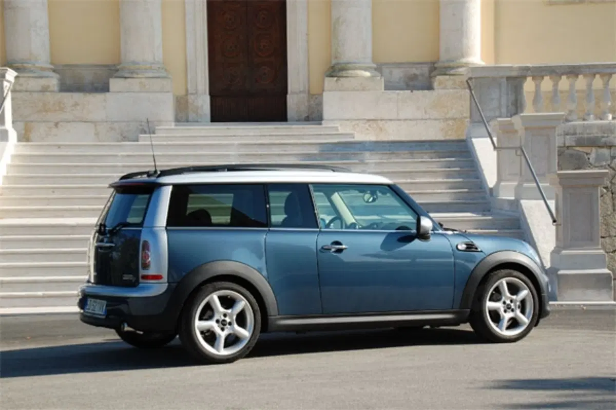 Mini Cooper D Clubman (18)