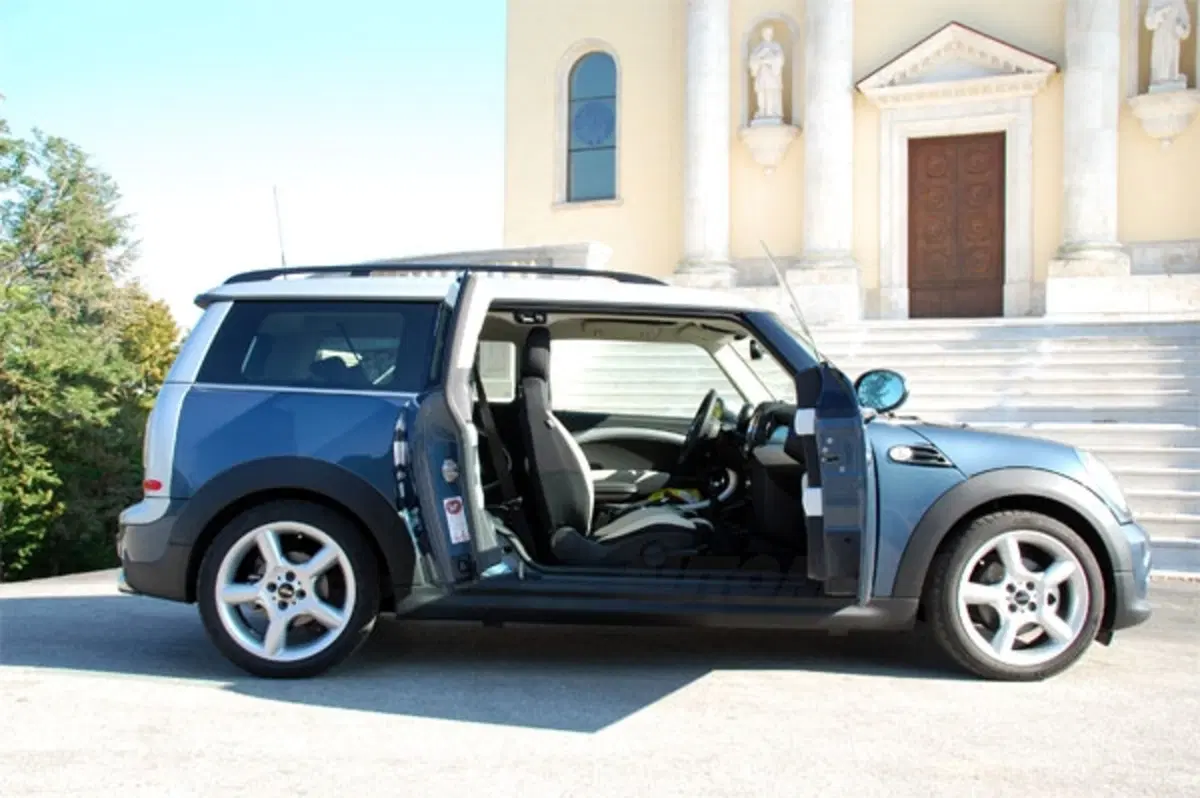 Mini Cooper D Clubman (20)