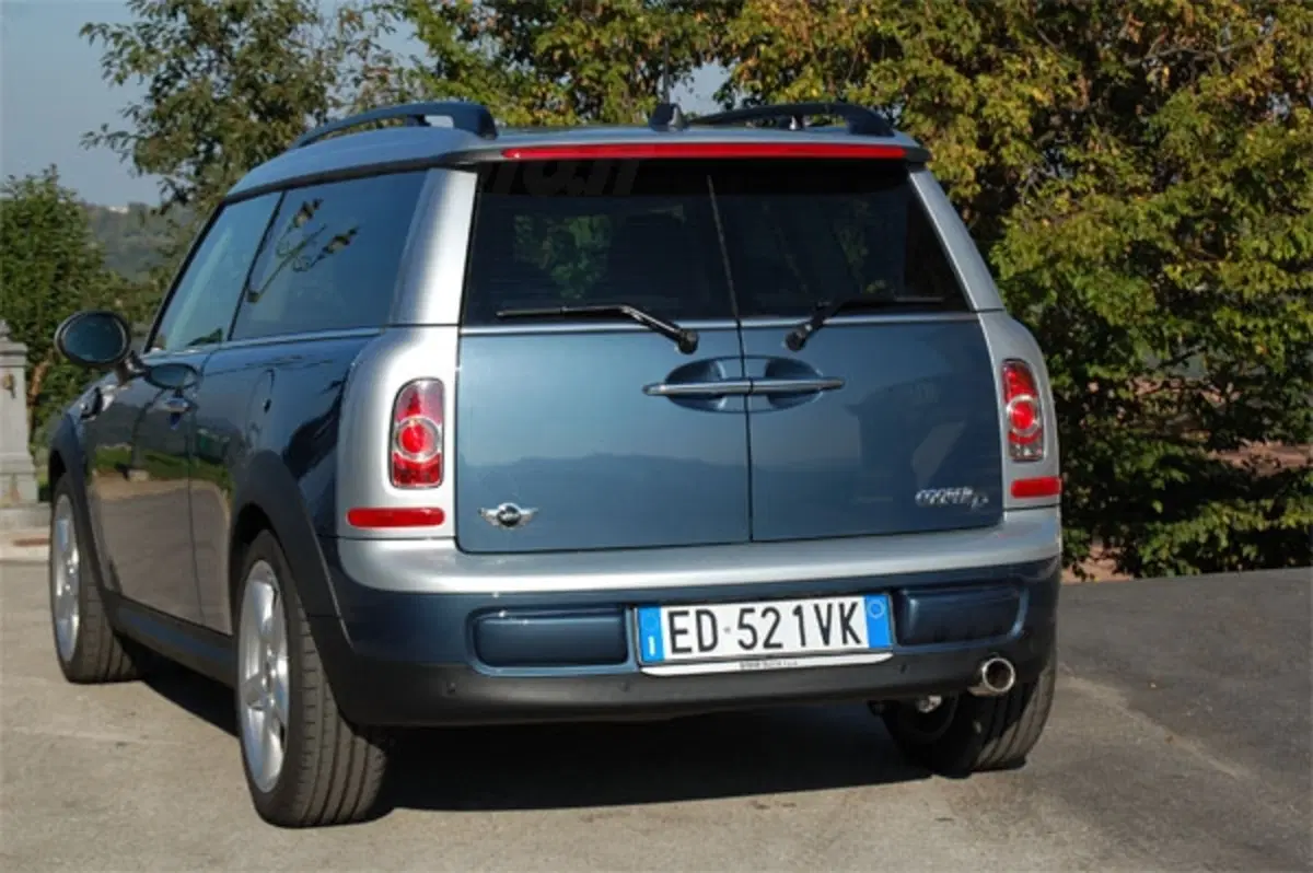 Mini Cooper D Clubman (27)