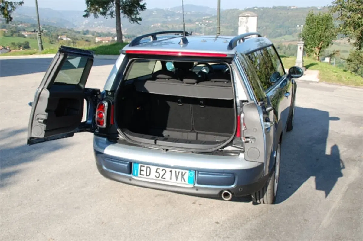 Mini Cooper D Clubman (30)