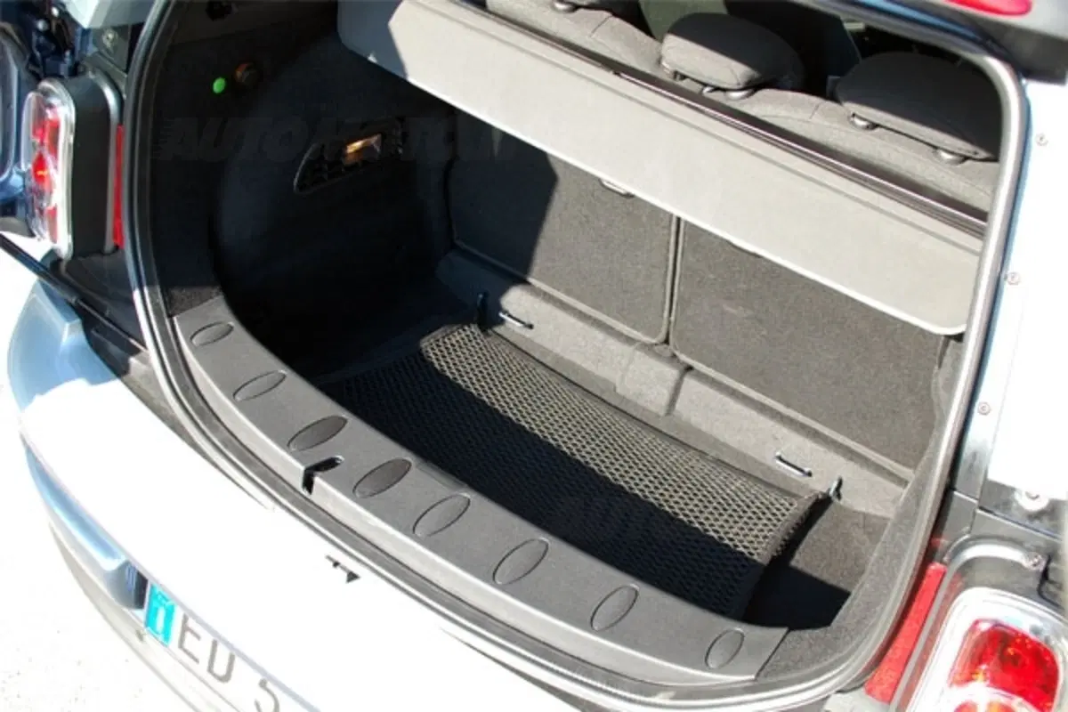 Mini Cooper D Clubman (43)