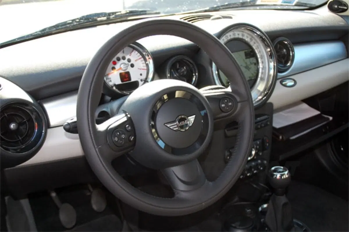 Mini Cooper D Clubman (50)