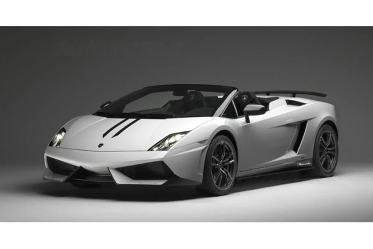 Lamborghini LP570-4 Spyder Performante (7)