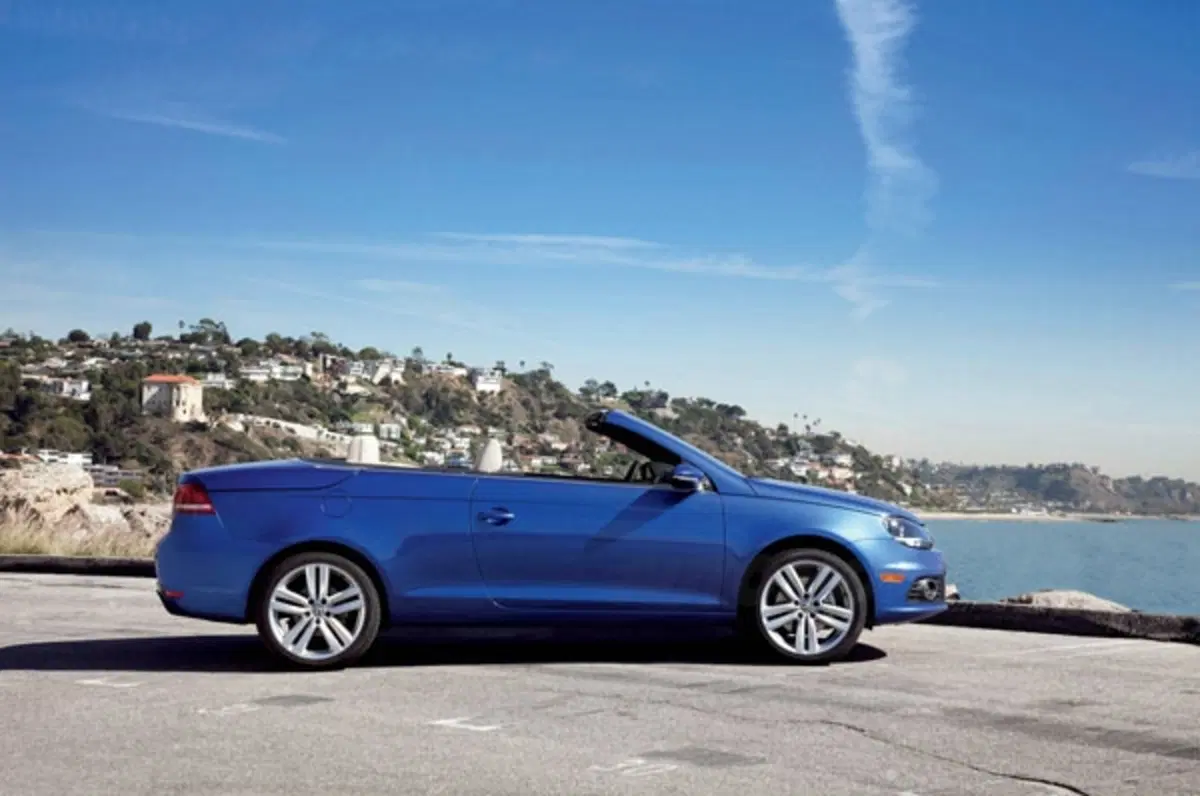 Volkswagen Eos 2011: il video della versione restyling (3)