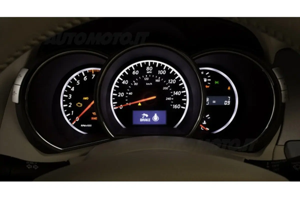 Nissan Murano CrossCabriolet (23)
