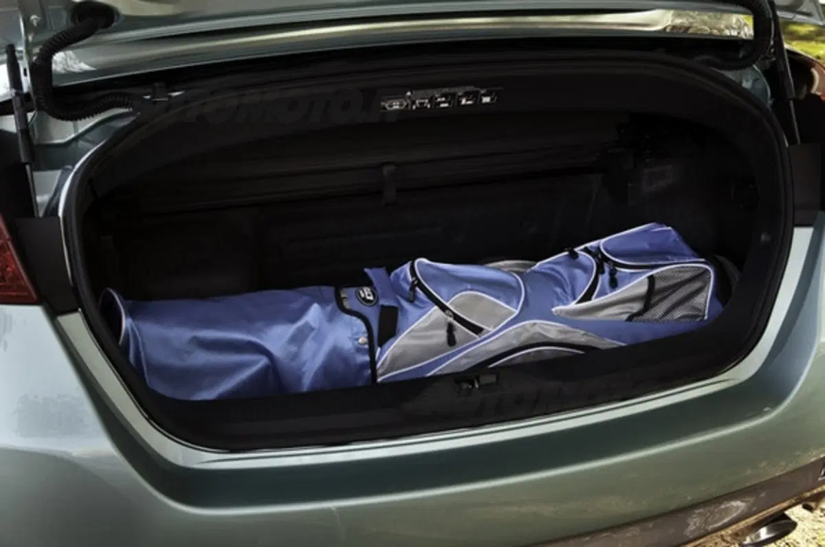 Nissan Murano CrossCabriolet (40)