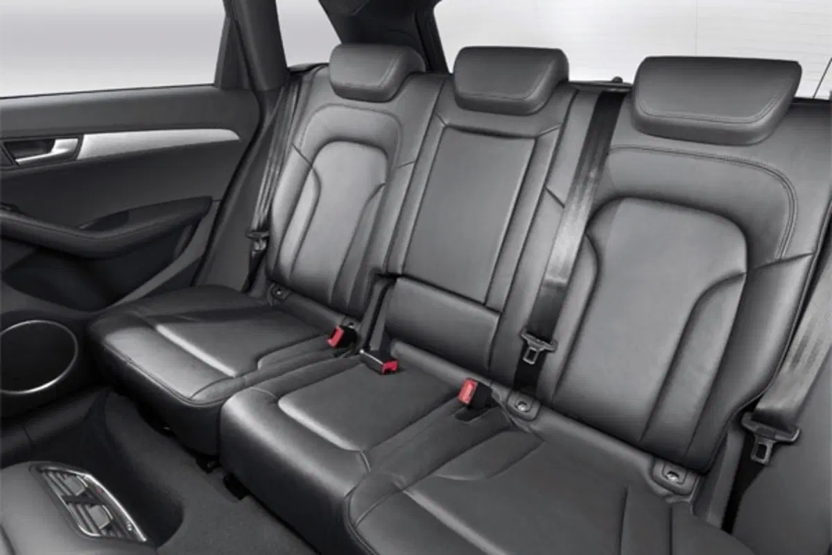 Audi Q5 Advanced e Advanced Plus (6)