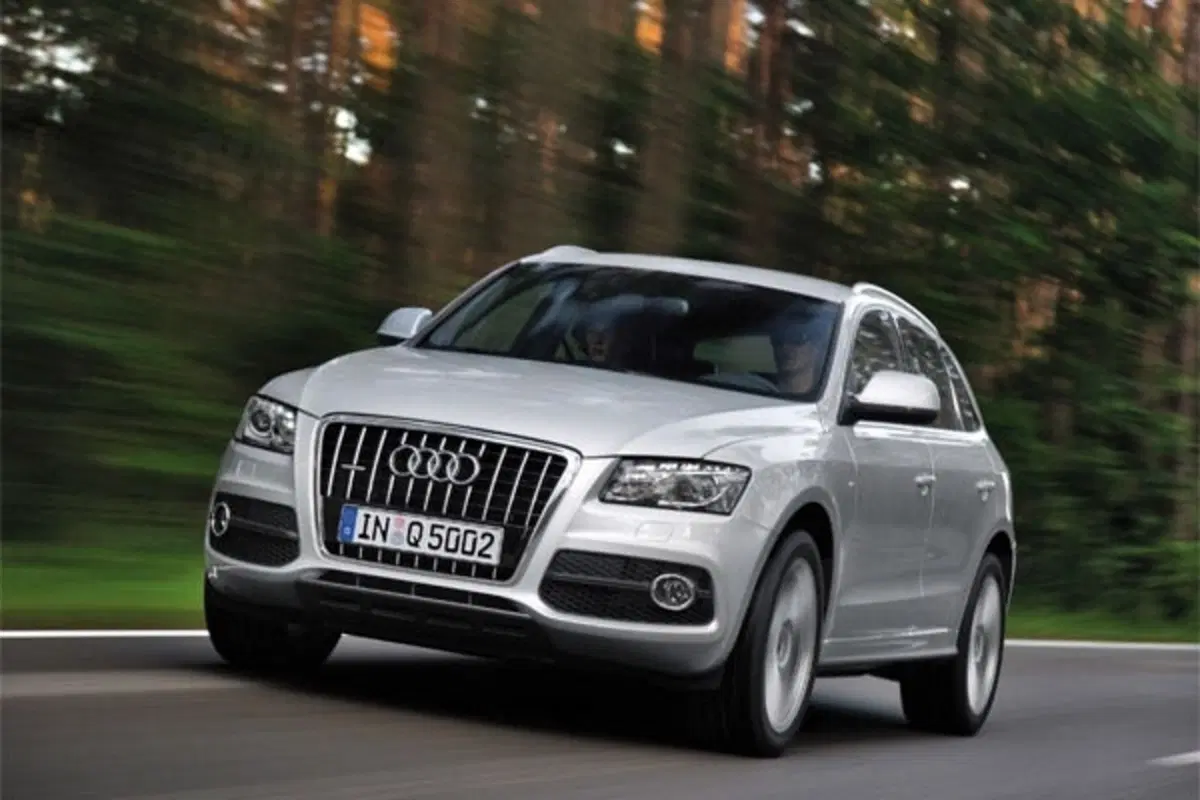 Audi Q5 Advanced e Advanced Plus (8)