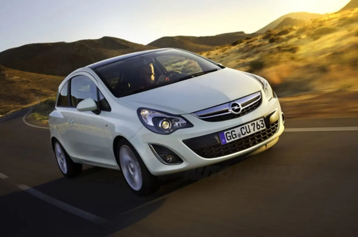 Opel Corsa restyling 2011 (2)