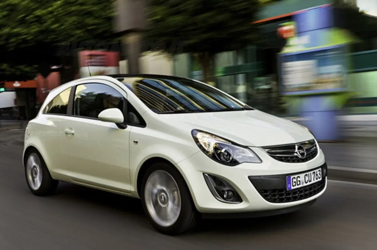 Opel Corsa restyling 2011 (4)