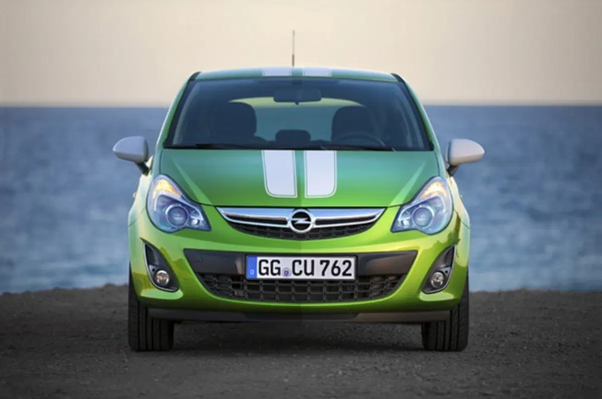 Opel Corsa restyling 2011 (10)