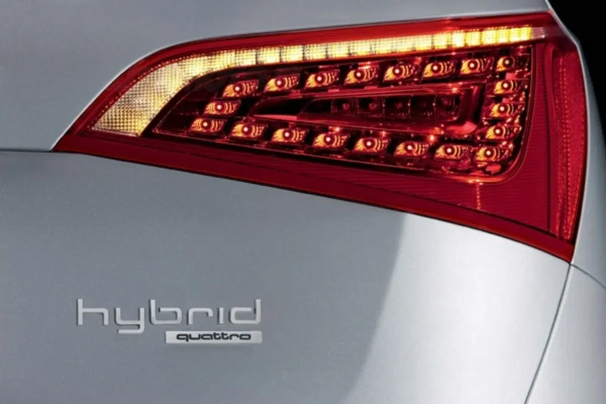 Audi Q5 Hybrid Quattro - VIDEO (11)