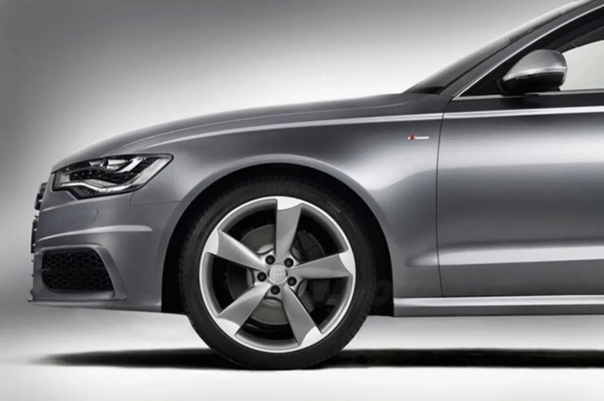 nuova Audi A6: in listino da 45.250 euro (17)