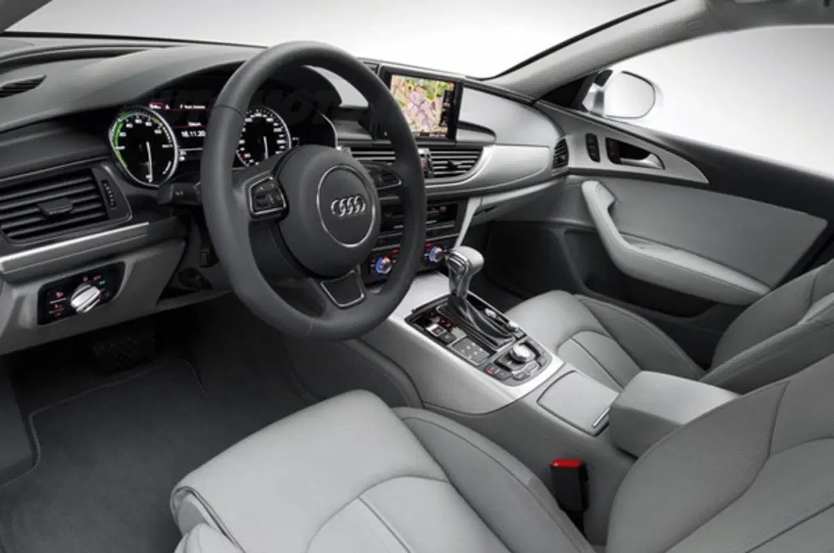 nuova Audi A6: in listino da 45.250 euro (24)