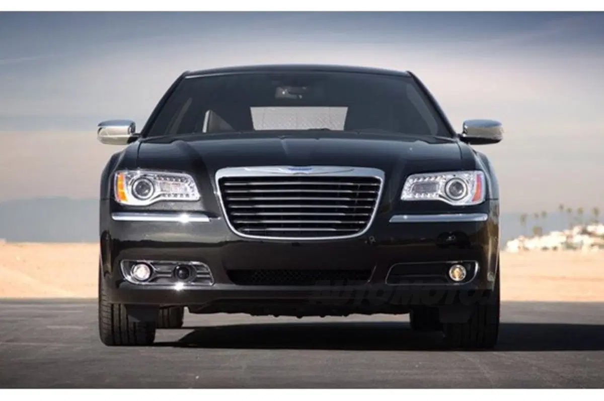 nuova Chrysler 300 - prime immagini (7)