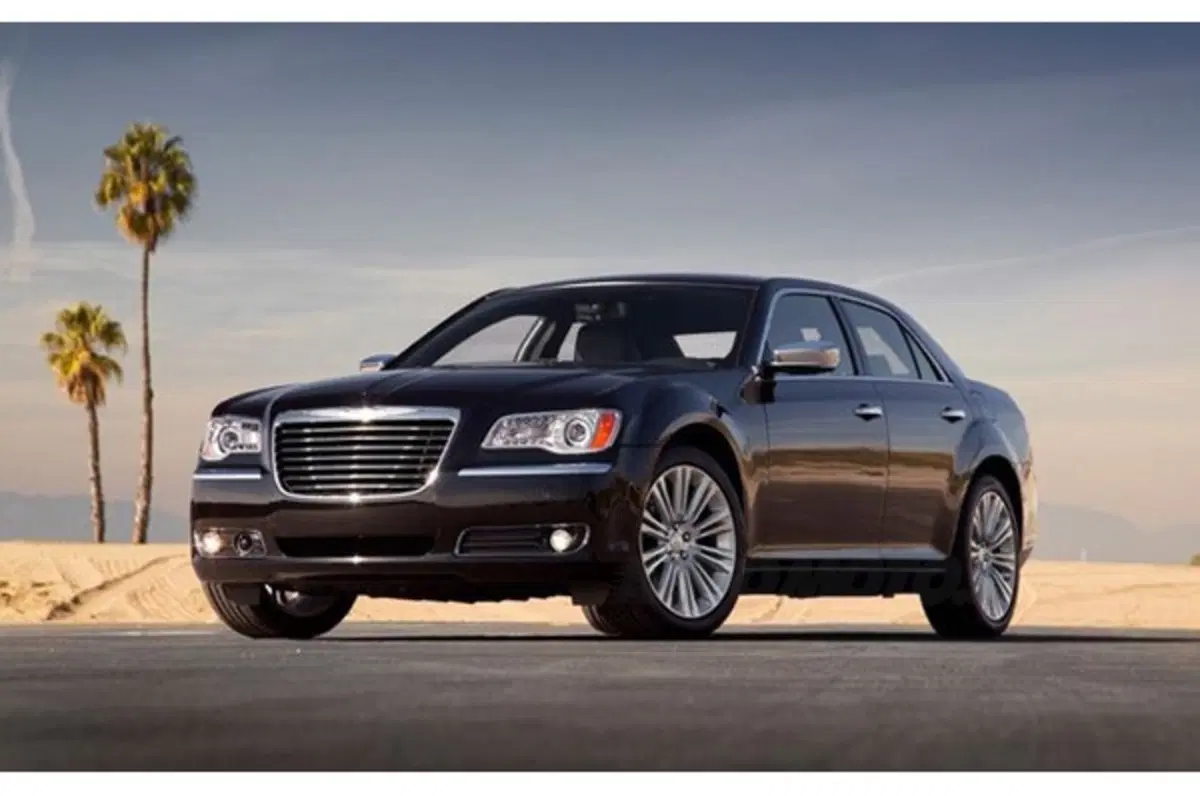 nuova Chrysler 300 - prime immagini (8)