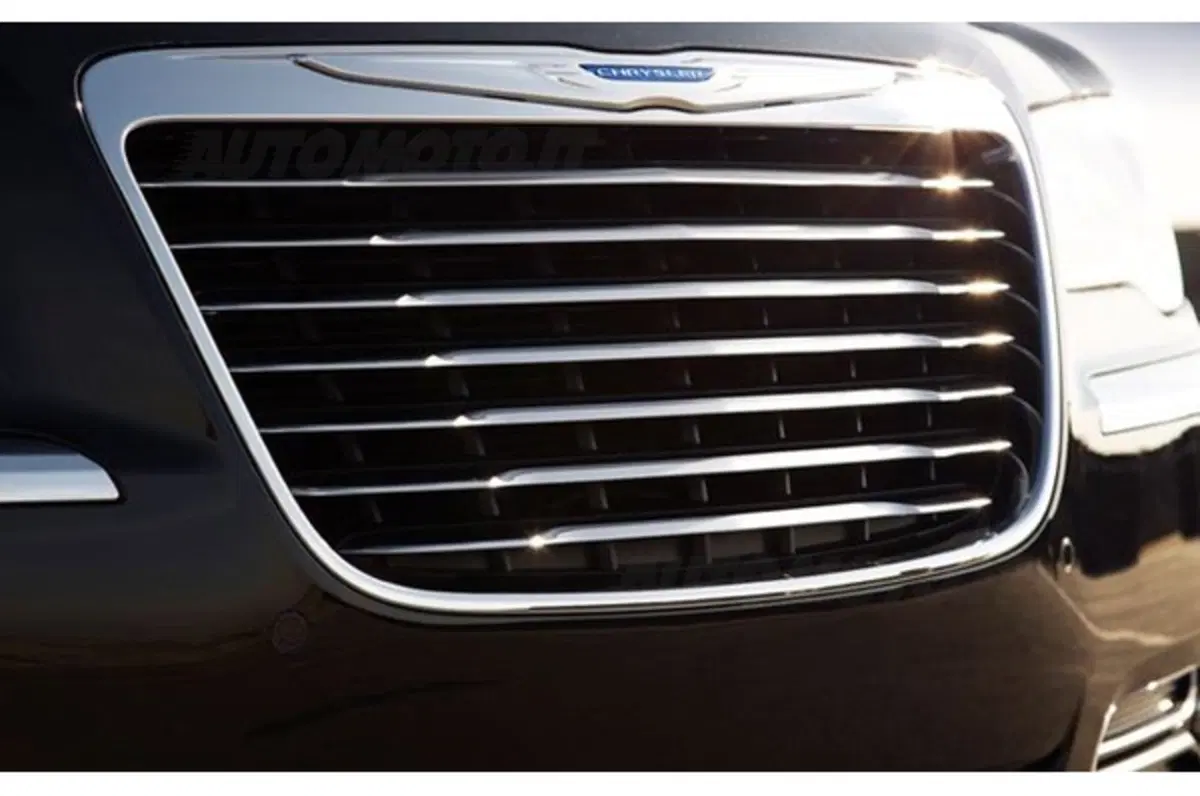nuova Chrysler 300 - prime immagini (12)