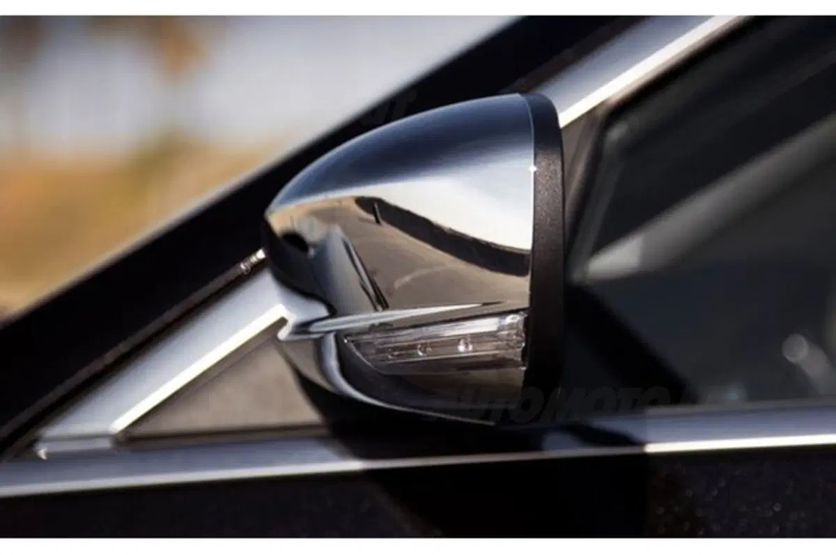 nuova Chrysler 300 - prime immagini (14)