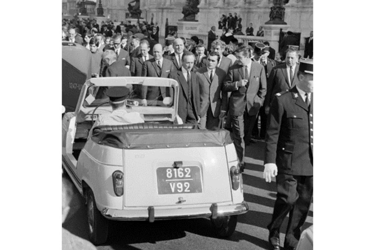 Renault 4: nel 2011 compirà 50 anni (4)
