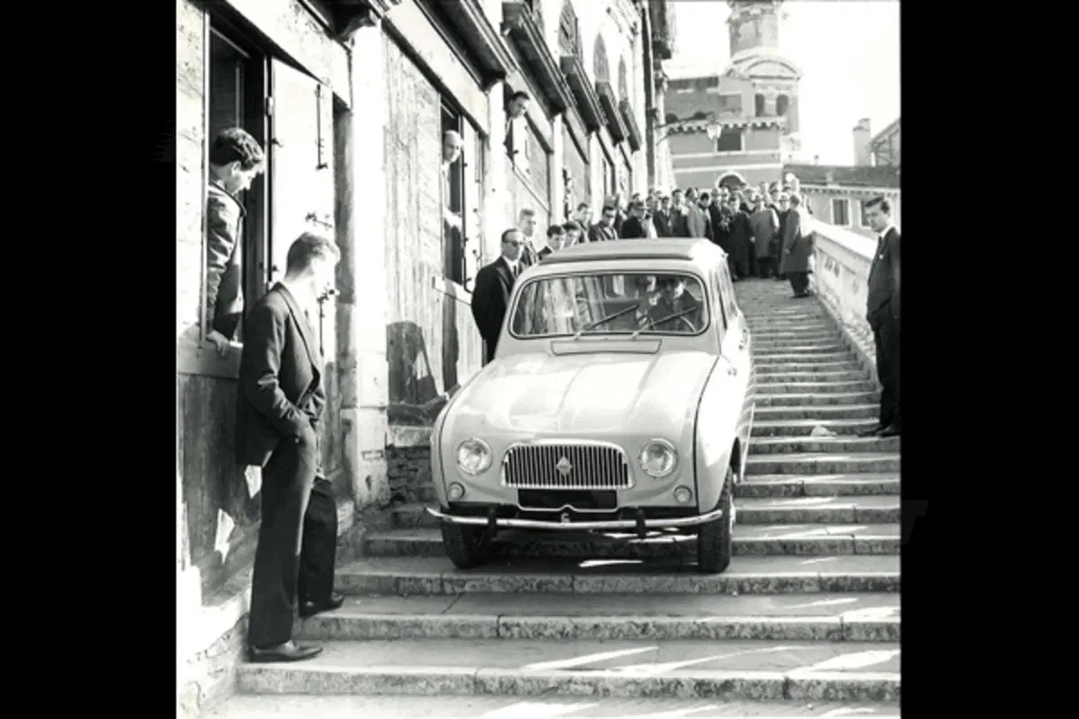 Renault 4: nel 2011 compirà 50 anni (8)