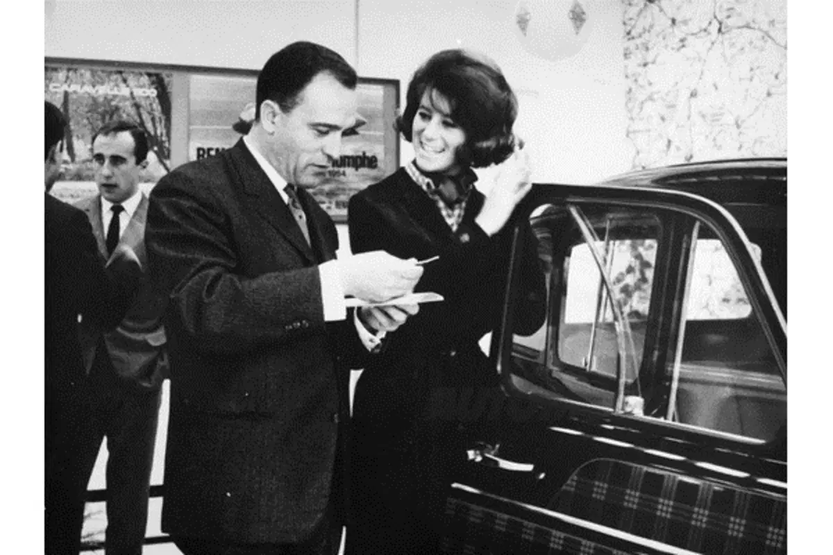 Renault 4: nel 2011 compirà 50 anni (27)