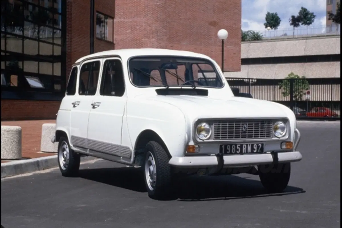 Renault 4: nel 2011 compirà 50 anni (39)