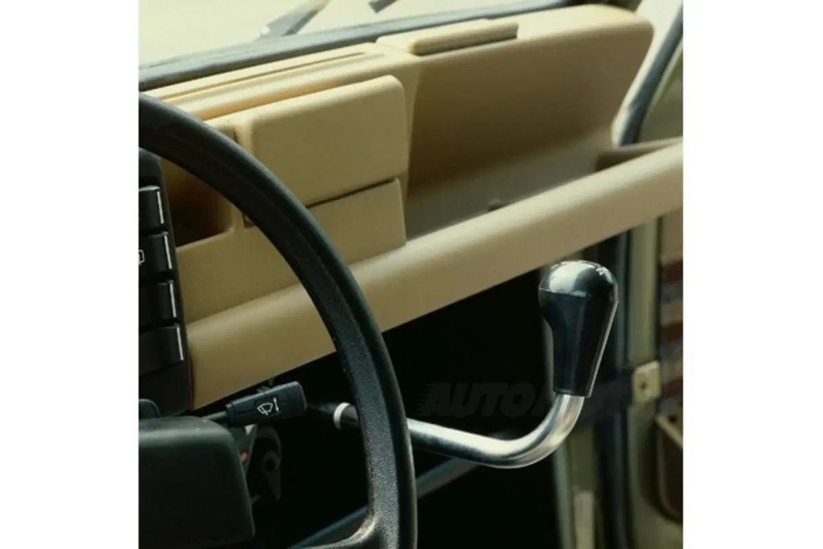 Renault 4: nel 2011 compirà 50 anni (40)