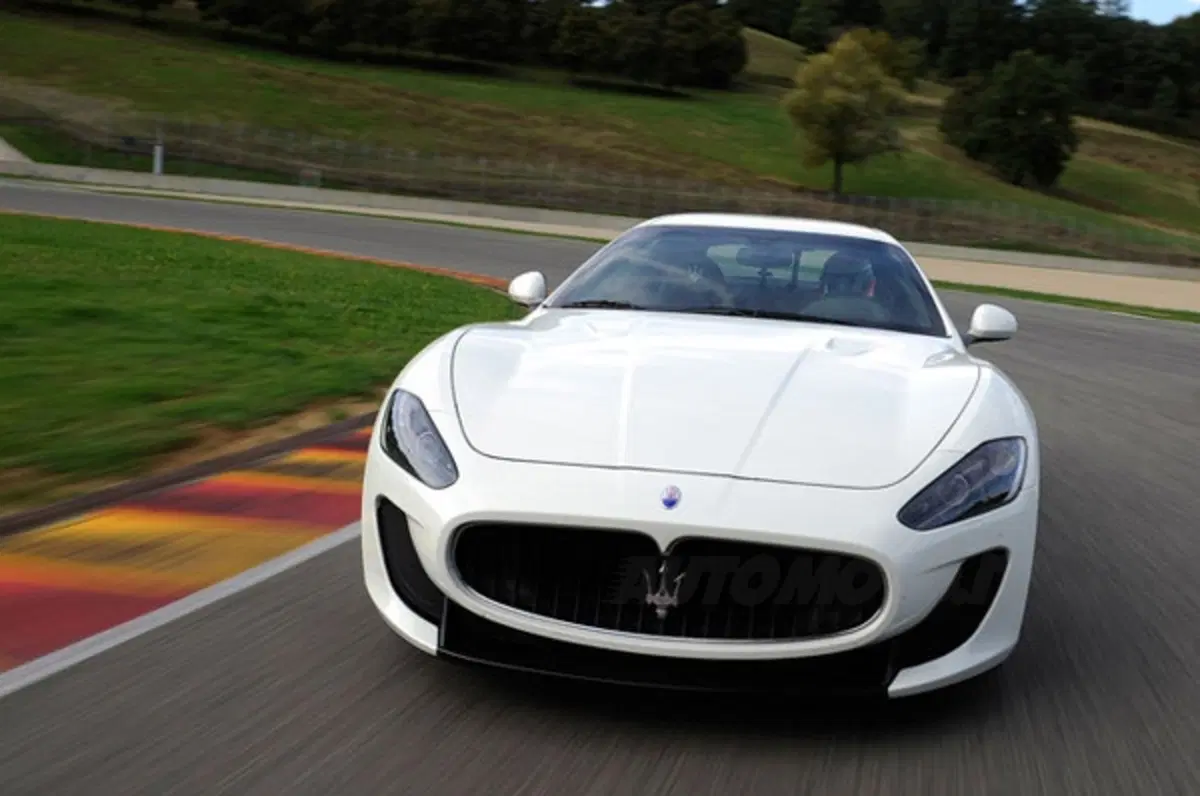 Maserati GranTurismo MC Stradale: quanto costa (10)