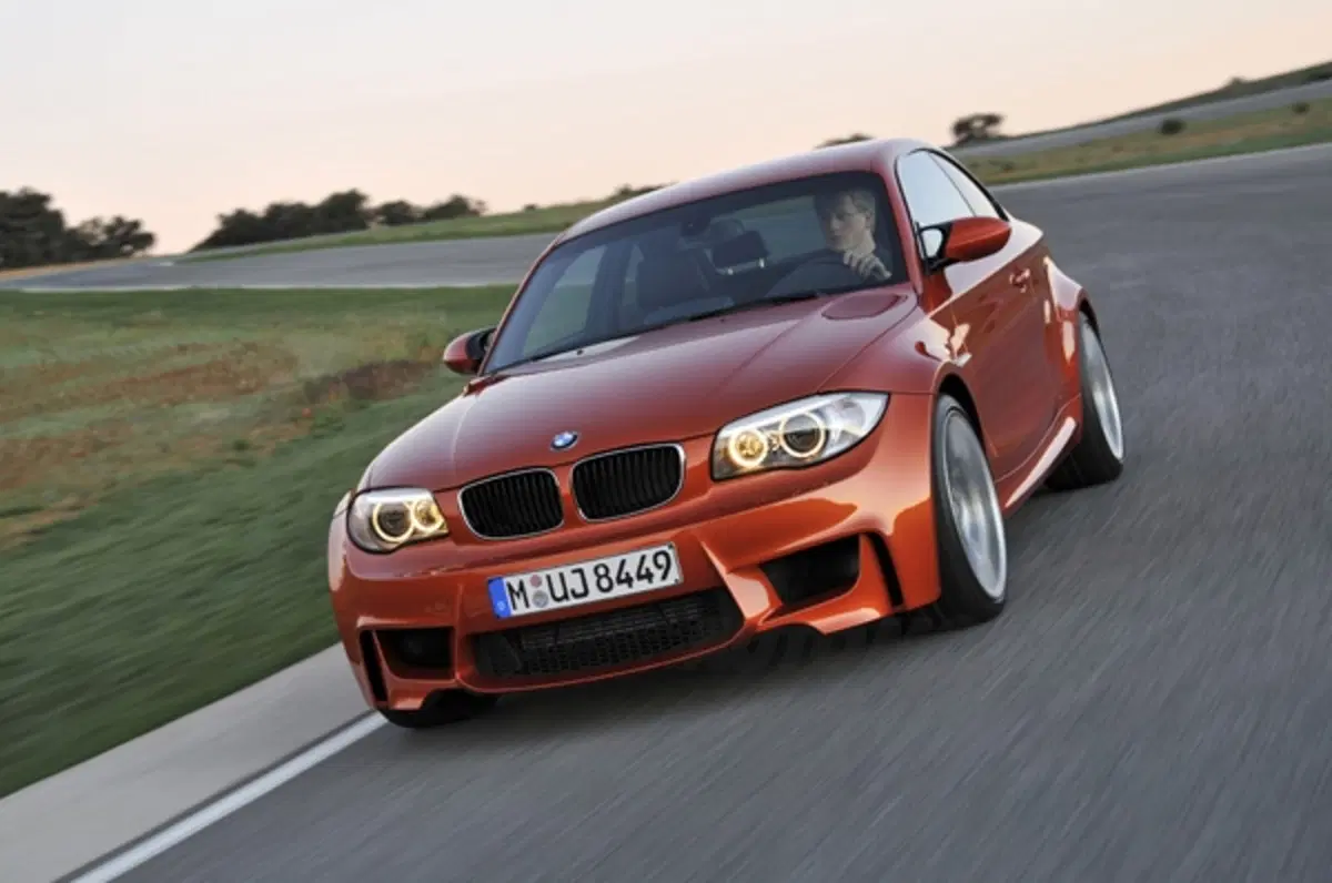BMW Serie 1 M Coupè (6)