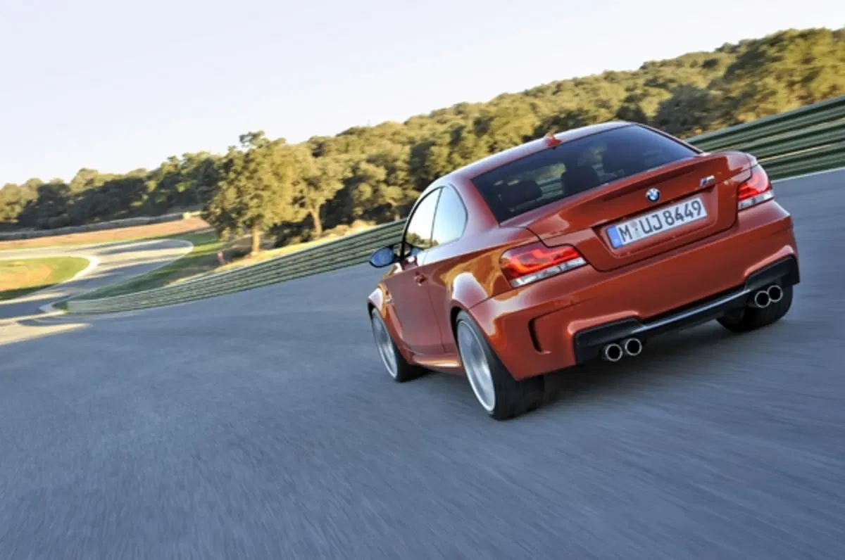 BMW Serie 1 M Coupè (8)