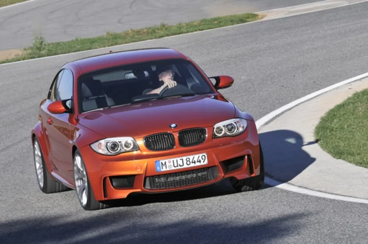 BMW Serie 1 M Coupè (13)