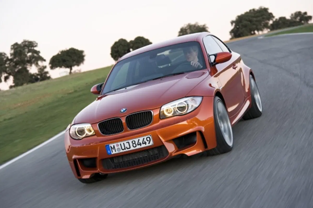 BMW Serie 1 M Coupè (16)