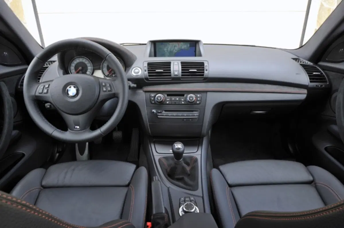 BMW Serie 1 M Coupè (77)