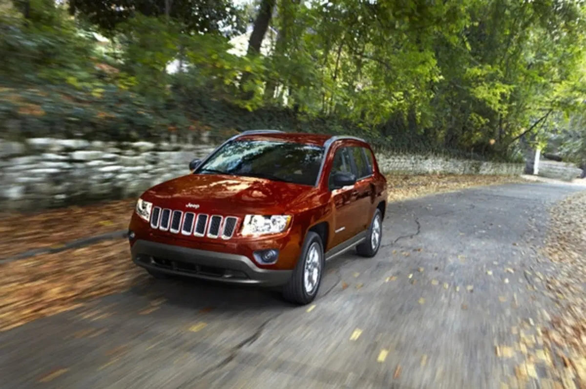Jeep Compass restyling (3)
