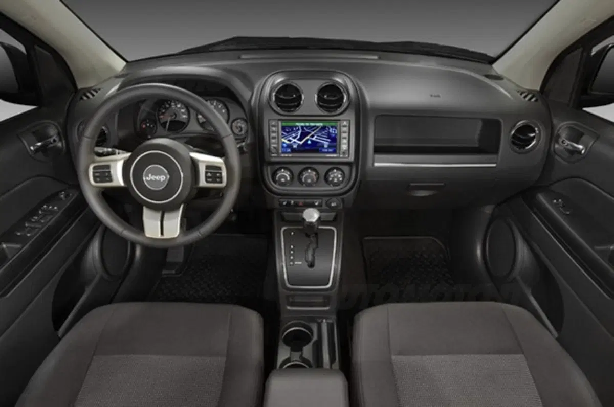 Jeep Compass restyling (14)