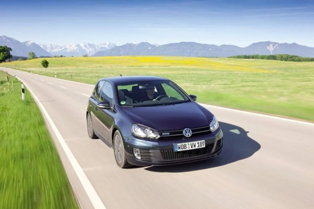 Volkswagen Golf: in arrivo due nuovi allestimenti (7)