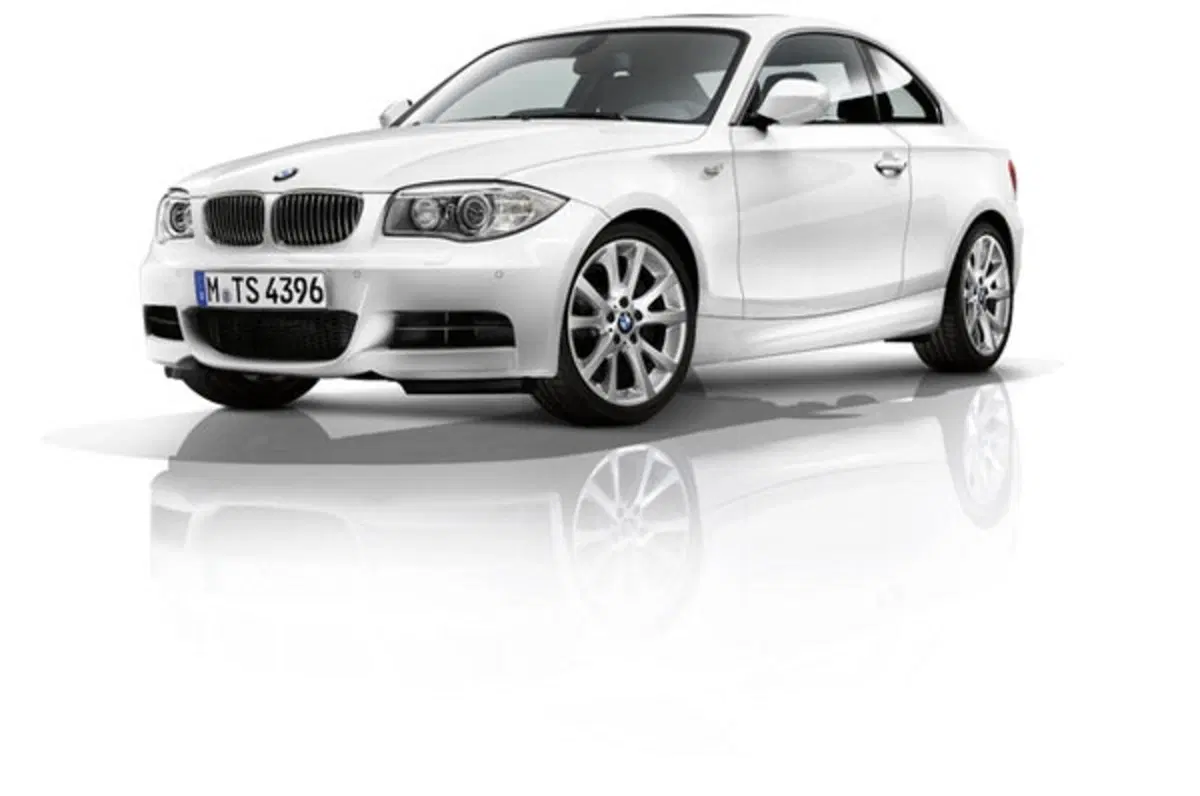 BMW Serie 1 Coupè M.Y. 2011 (9)
