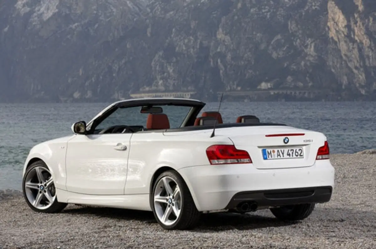 BMW Serie 1 Cabrio M.Y. 2011 (7)