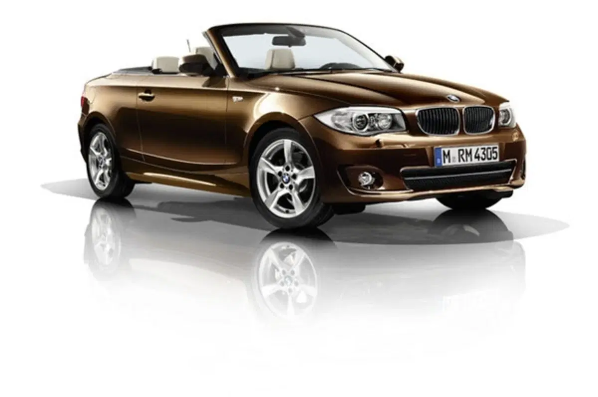 BMW Serie 1 Cabrio M.Y. 2011 (13)