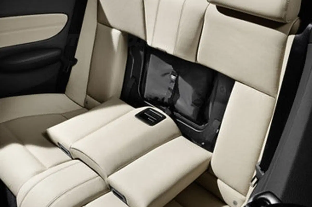 BMW Serie 1 Cabrio M.Y. 2011 (20)