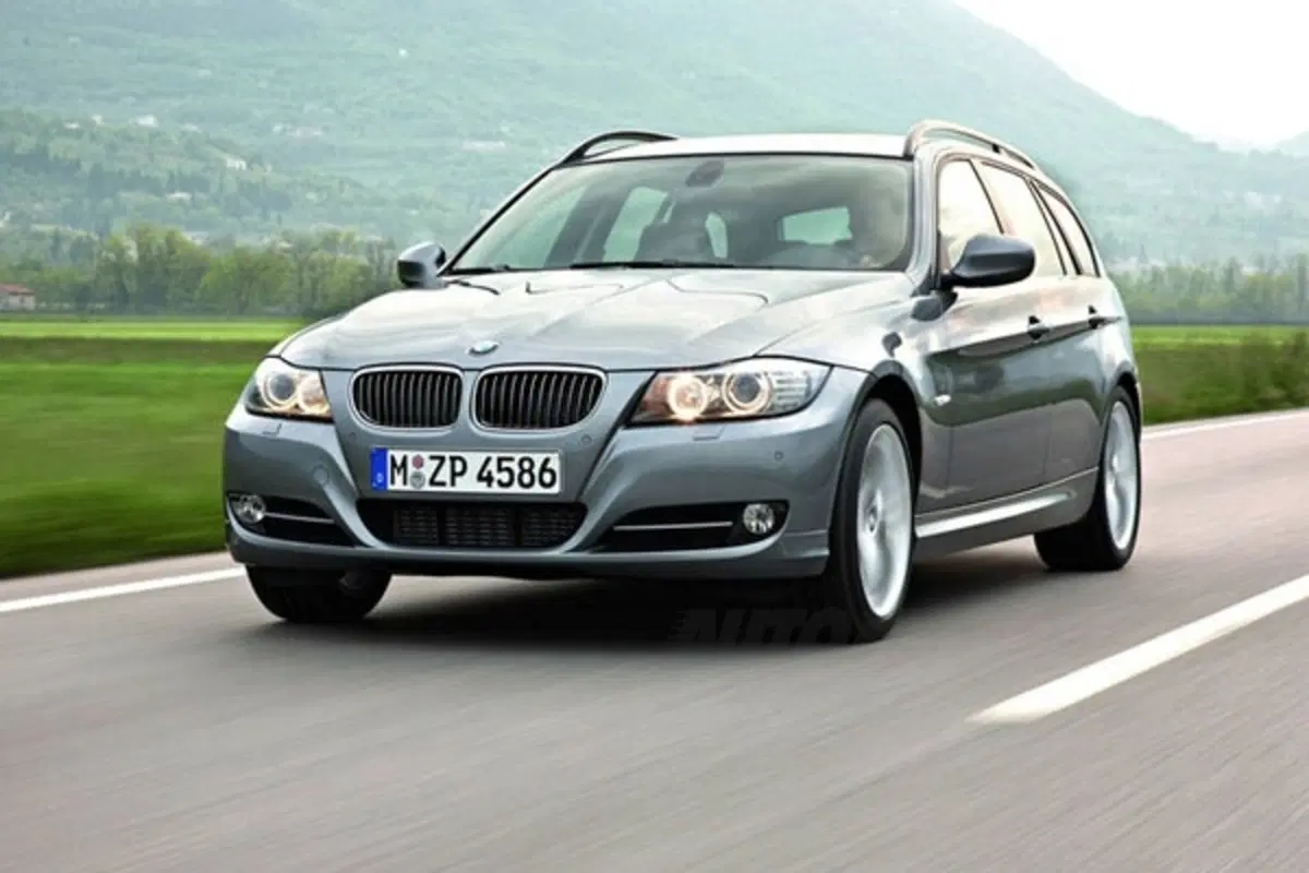 BMW 320d Touring Efficient Dynamics Edition