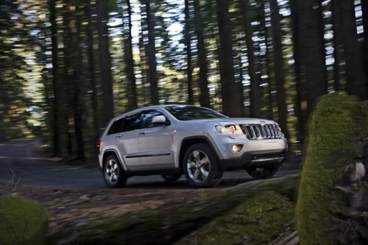Jeep Grand Cherokee Overland (2)