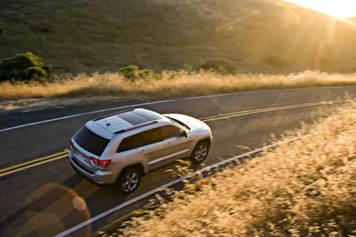 Jeep Grand Cherokee Overland (3)