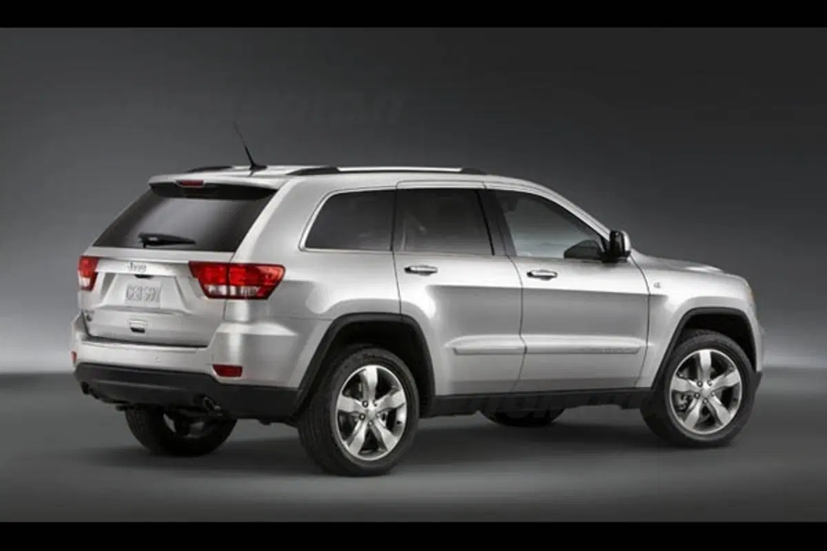 Jeep Grand Cherokee Overland (9)