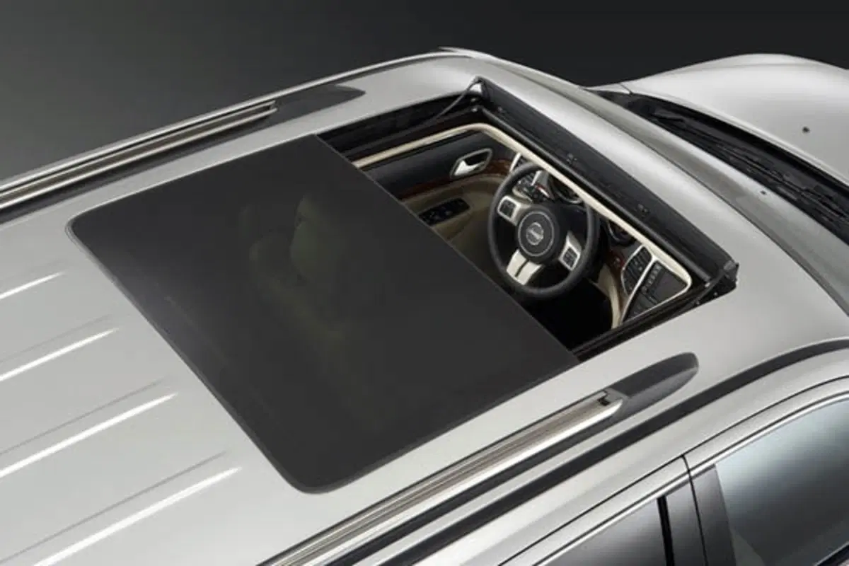 Jeep Grand Cherokee Overland (15)