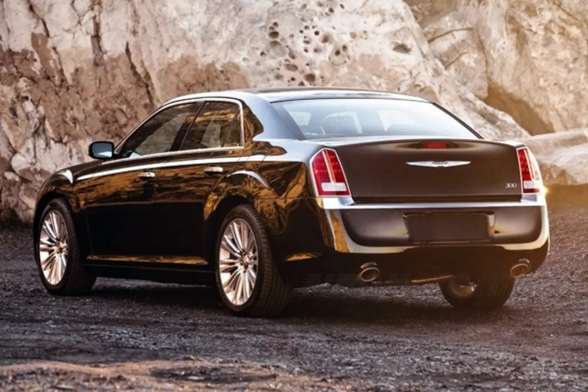 Nuova Chrysler 300C (4)