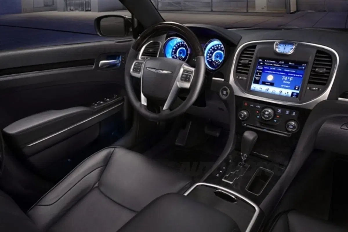 Nuova Chrysler 300C (19)
